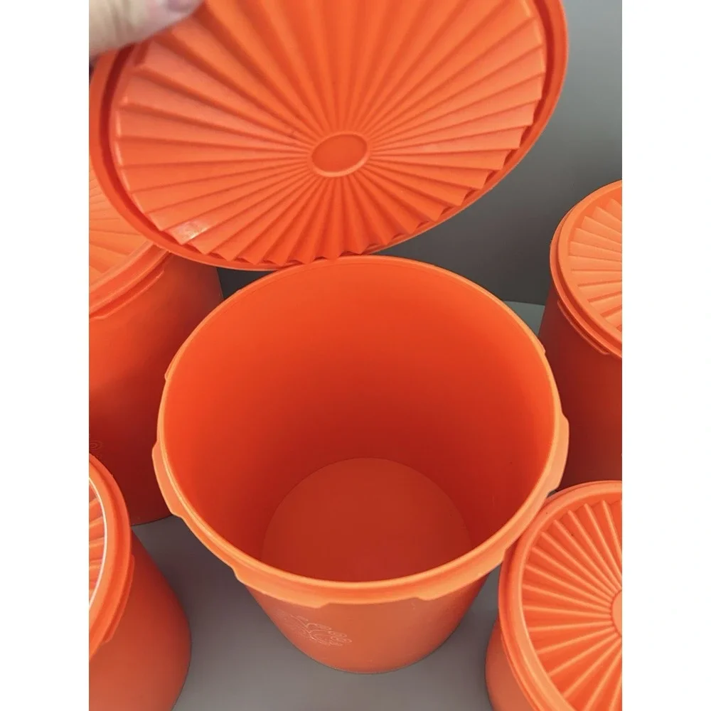 Vintage TUPPERWARE ORANGE Set of 5 Nesting Canister / Containers & Flour Scoop